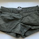 Garage Army Green Shorts Photo 0