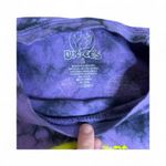 Buc-ee's 2024 Halloween "Hey Boo!" Purple Tie-Dye Ghost T-Shirt Size Small Photo 2