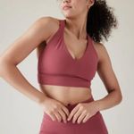 Athleta M Transcend Plunge Sports Bra Medium D-DD Berry Rose Red Photo 0