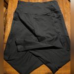 Victoria's Secret VS Pink ‘Sweat’ 3/4 leggings sz M Photo 3