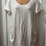 Old Navy  Maternity White Short Sleeve Top in L Photo 0