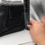 Drew NWB  Tabby Women's Comfort Bootie size 10.5 XW  snow orthopedic Photo 5