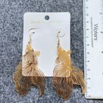 1Pair Koi Fish Dangle Earrings For Women Trendy Graceful Eardrop Hollow Goldfish Gold Photo 2