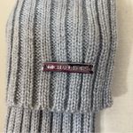Gray ribbed knit sweater scarf Photo 1