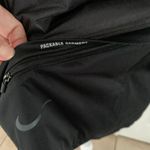 Nike Women's Storm-FIT Adv Run Division Jacket Photo 9