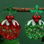 🎄🎄🎄3 for 12$🎄🎄🎄Festive Red and Green Holly Earrings Photo 0