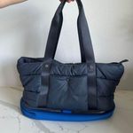 Sweaty Betty  Icon Luxe Puffer Gym Bag Photo 0