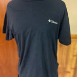 Columbia  tee Photo 0
