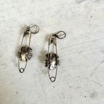 Safety pin flower Earrings Photo 8