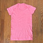 Lululemon  Swiftly Tech Short Sleeve Crew Heathered Electric‎ Coral size 8 Photo 1