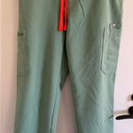 FIGS High Waisted Yola Skinny Scrub Pants green medium Photo 5