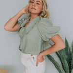 Boutique Cropped Blouse With Collar  Photo 0