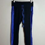 Fabletics  Powerhold black and blue athletic crops Photo 0