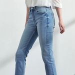 Muse Looks Distressed Mid Rise Slim Flared Classic Fit Mom light wash Jeans Blue Size undefined Photo 4