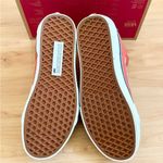 Vans  SK8-Hi Suede Canvas Women 9.5
US Mens 8.0 US Photo 11