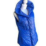 LUCY Lightweight Blue Packable Puffer Vest, size small Photo 2