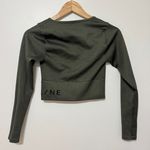 Aerie OFFLINE By  Sidewalk Seamless Long Sleeve Cropped Ribbed Top Size Medium Photo 4