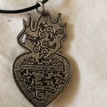 Heats on Fire Necklace Black Photo 2