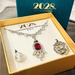 NEW 2028 Interchangeable NECKLACE SET 16" Red & Crystal Teardrop Pendants Boxed Photo 2