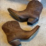 Durango  Women’s 9.5 7” Western Vintage Brown Embossed Ankle Western Boots Photo 1