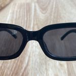 Trendy Sunglasses Black Photo 2