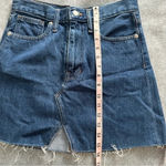 Madewell  denim skirt distressed raw hem rigid denim Aline size 25 Photo 4