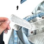 Abercrombie & Fitch Abercombie & Fitch The 90’s Slim Straight Ultra High Rise Curve Love Light Wash Photo 8