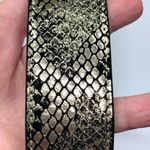 3D metallic and black gold buckle belt NWOT Photo 3