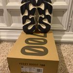 Yeezy Boost 700 ‘Analog’ Photo 2