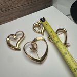 Heart Shape Lot Of 4 Hearts Brooch Pin Gold Tone 1 Trifari 1 Napier Photo 2