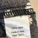 SO  Black Floral High Waist Paperbag Women's Shorts - Size: Junior Large Photo 4