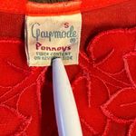 Vintage red embroidered floral‎ satin gown Photo 5