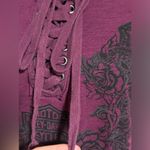 Harley Davidson EUC Harley-Davidson Purple & Black Flowered Winged Skull  Henley Tee size small Photo 6
