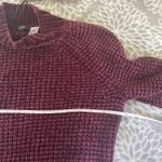 H&M Burgundy Velour Waffle Knit Mock Neck Crop Sweater Women's XS Photo 5