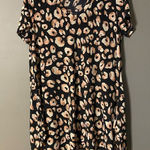 Honeyme  Animal Print Short Sleeve V Neck Tunic Top Size Medium Photo 0