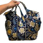Vera Bradley Elephant Paisley set of 3 Tote/Crossbody, Wallet, & Cosmetic Case Photo 5
