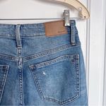 Madewell • The Curvy Perfect Vintage Jean in Denman Wash: Ripped Edition Photo 11