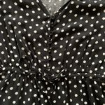 Black and white polka dot romper in good condition, size M. Size M Photo 2