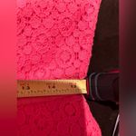 Max Studio  Salmon Pink Lace Knee Length Sleeveless Zip In Back V Neck SZ… Photo 10