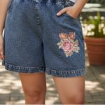 Vintage Plus Size Puffy Paint acid wash Floral Denim Shorts Blue Photo 1