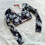 frankie's bikinis Speedy Long Sleeve Floral Crop Top size M retails $110 027-B Photo 2