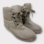 Trotters Lace Photo 0