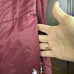 Smartwool EUC  Smartloft Hooded Vest Burgundy Size Large Photo 4