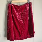 Anthropologie  Connie Holiday Crushed Red Velvet Pencil Skirt Ruched Side Slit 6 Photo 4