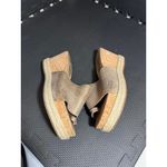 Donald J Pliner Janet Metallic Platform Slide Gold Womens Shoes Wedge Size 8.5 Photo 4