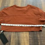 Alphalete NWT  Crop Top Rust Brown Short Sleeve Gym Tee Size XS Photo 6