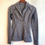 Lululemon 4 sweater Photo 0
