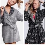 PINK - Victoria's Secret NIP Victoria's Secret PINK Black White Red Green Holiday Reversible Robe  M/L Photo 1