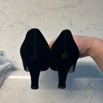 Bruno‎ Magli Size 7.5 B Velvet Bow Pump Heels Vintage Hollywood Glam Eveningwear Black Photo 5