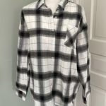 Dazy Black Red White Flannel Shirt Soft Long Size Medium oversized Photo 0